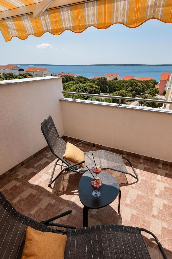 Chill 4 Real Sea View Mandre Apartment ภายนอก รูปภาพ